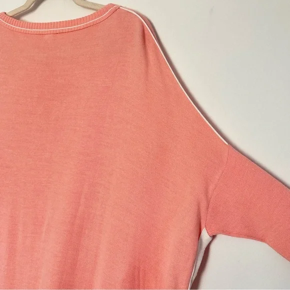 MerSea Catalina Crewneck Sweater - Peach/White Contrast One Size F85 - Picture 13 of 16